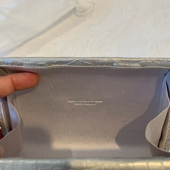 Nancy Gonzalez crocodile clutch authentic silver - Picture 5 of 5